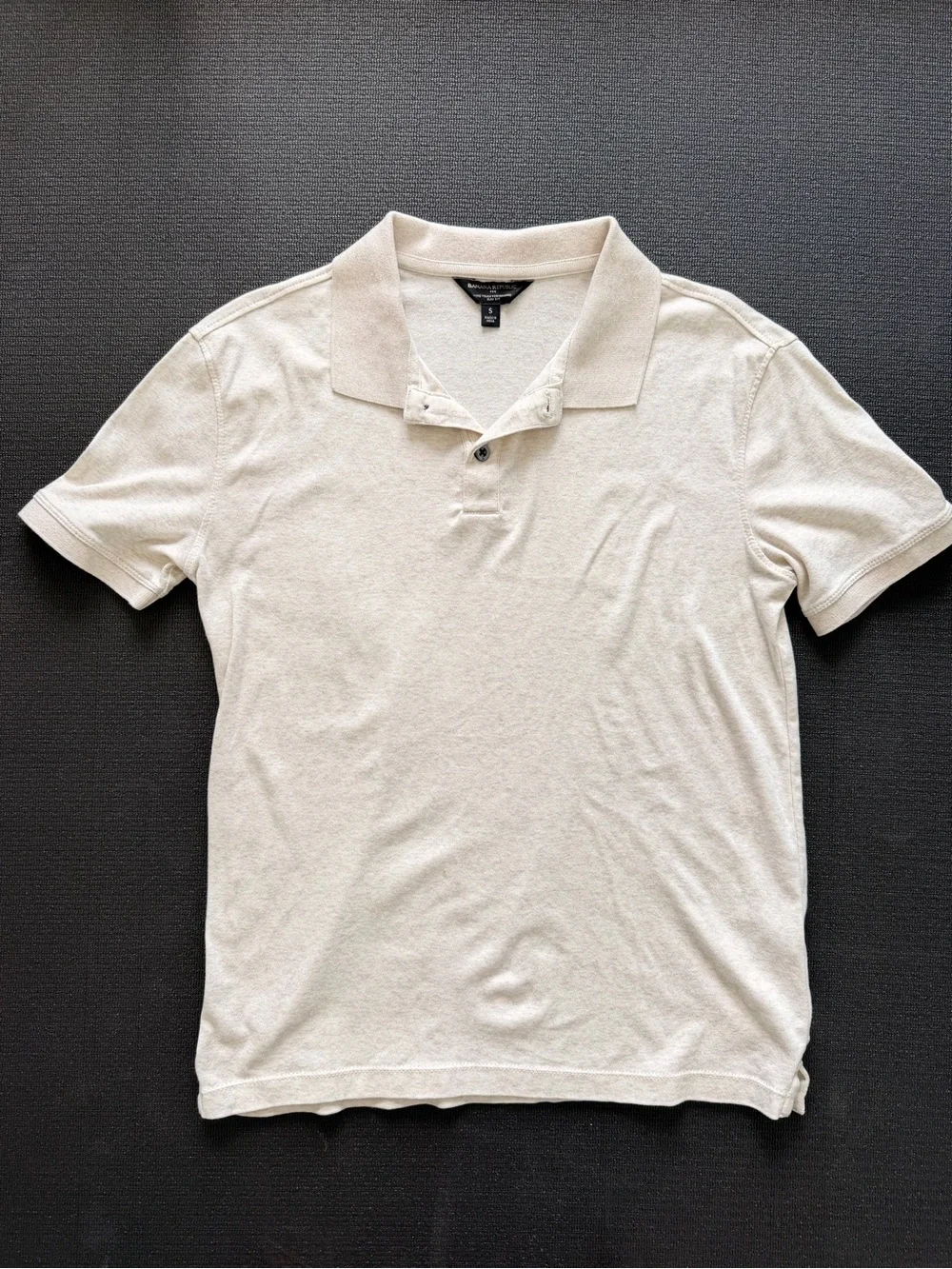 Banana Republic Men’s Light Cream Polo